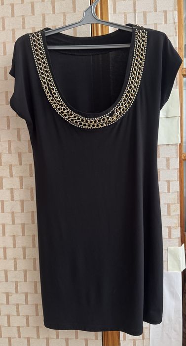 Платье трикотаж нарядное, разм. примерно 46-48