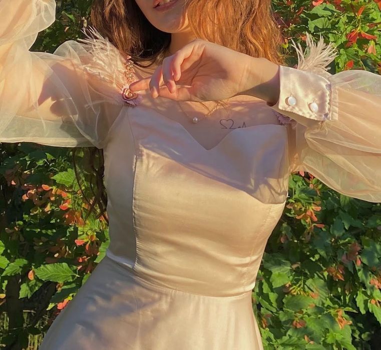 Платья вечернее нарядное