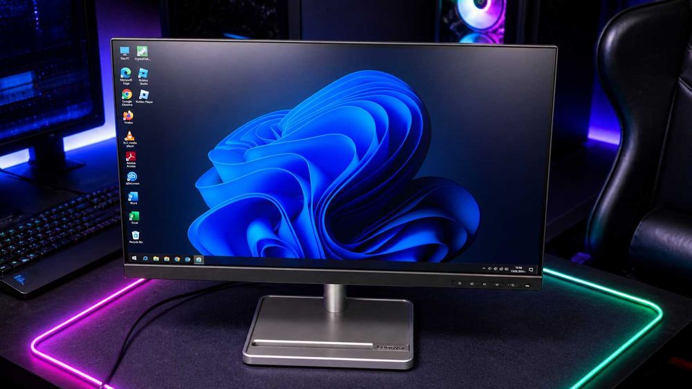 Продавам Геймърски компютър i7-6700/GTX 1660 Super/32GB DDR4/512GB NVMe/4TB HDD/500W НОВО захранване и Подарък Lenovo L24i-30 монитор