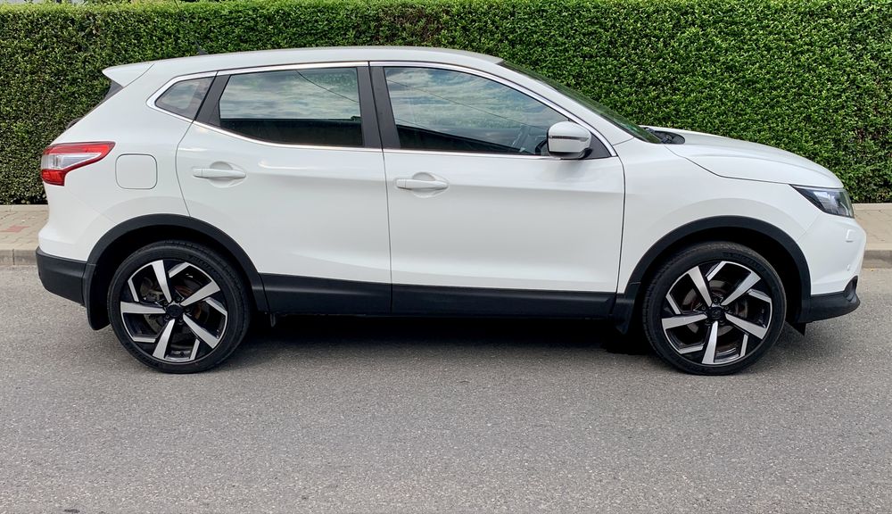 Nissan Qashqai Automat/1.2benzina/115 cp