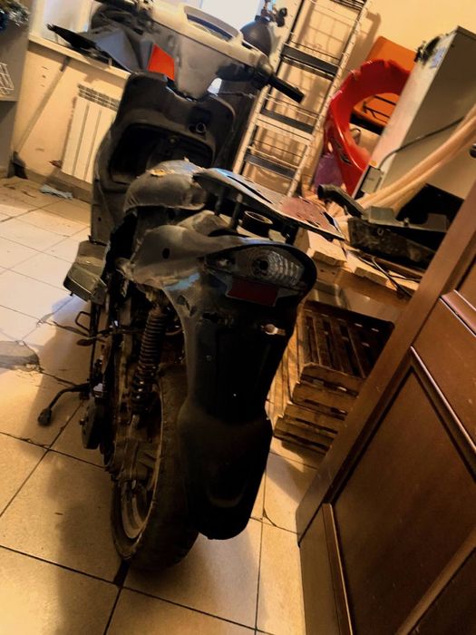 Скутер 90куб………..