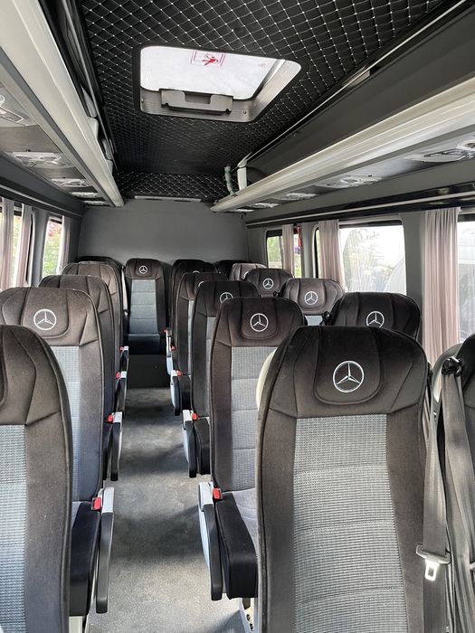 Transport persoane - Inchiriez Microbuze / Autocare (cu sofer)