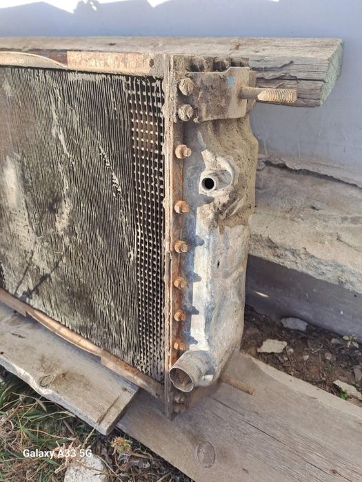 Продам радиатор от уазика 469