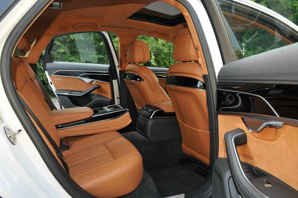 Audi A 8 Quattro  55 TFSI  Hibrid 100% km reali