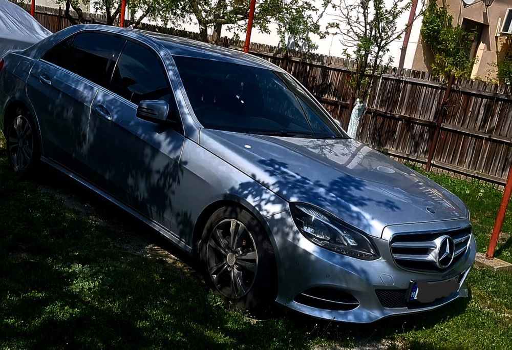 Vând  Mercedes  stare utilizat