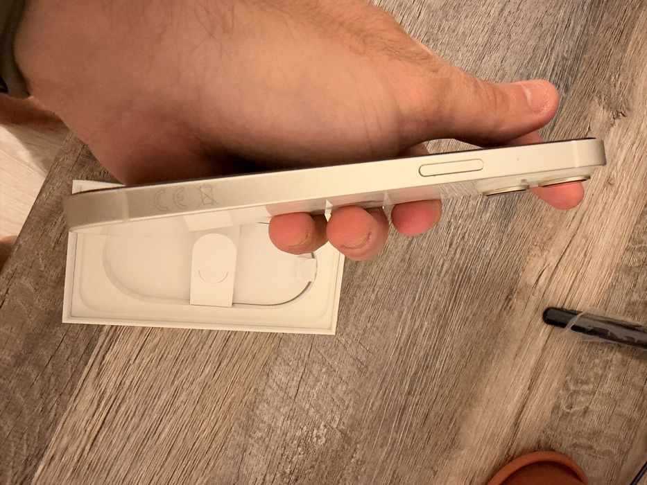 Vand iPhone 14 Starlight 128 GB