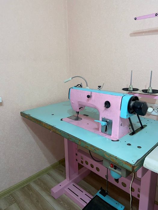 Продаетса швенний машини