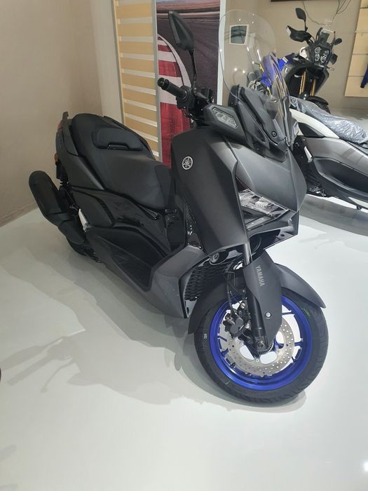Yamaha XMax 300 livrabil din stoc