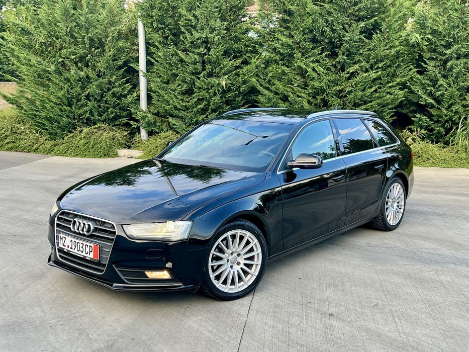 AUDI A4 2012