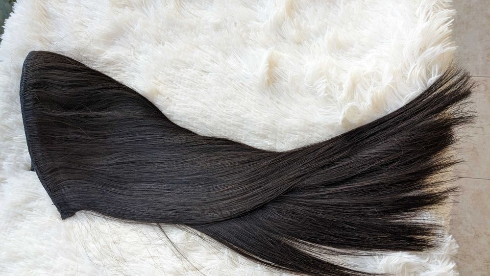 100% естествена сурова индийска коса без примеси.150 грама