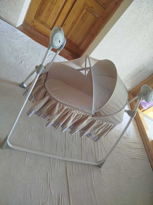 Chaqaloqlar uchun elektr tebranuvchi beshik ,lyulka, swing