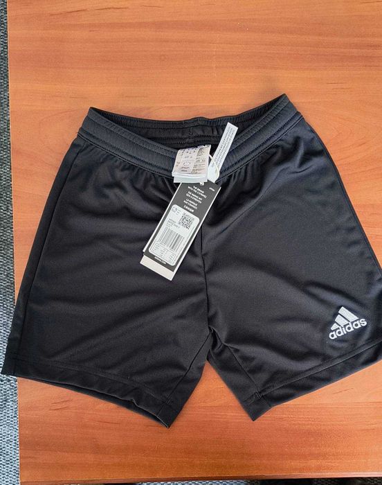 маркови дрехи на дребно и едро