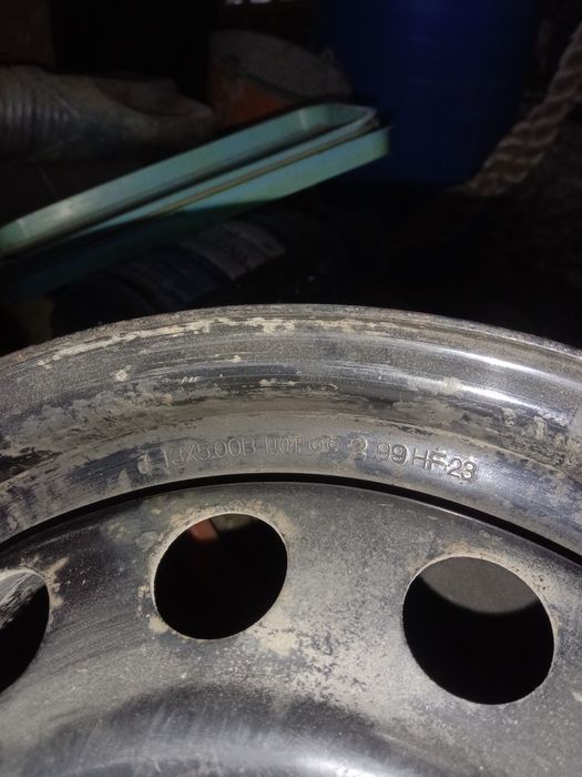 Продам диски на 13