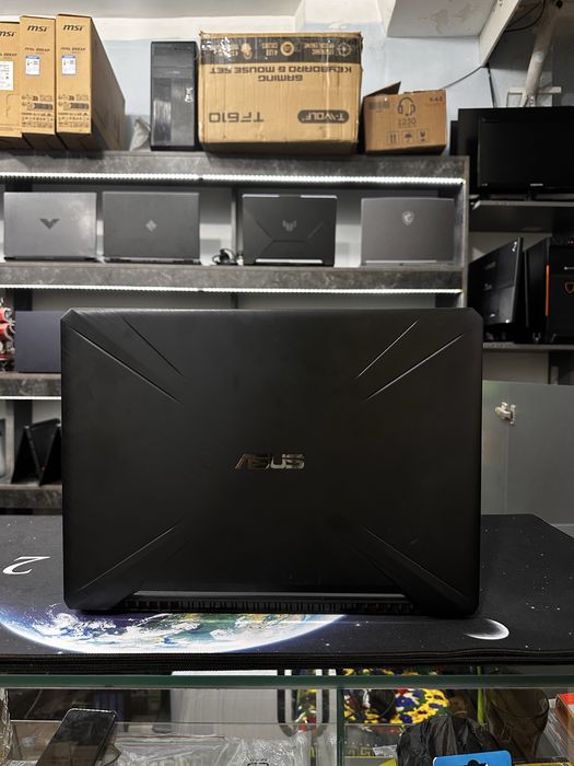 Мощный офисний ноутбук Asus Tuf Gaming Amd ryzen 7-3750H GTX1650