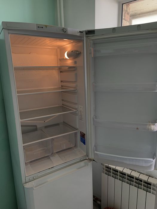 Продам холодильник