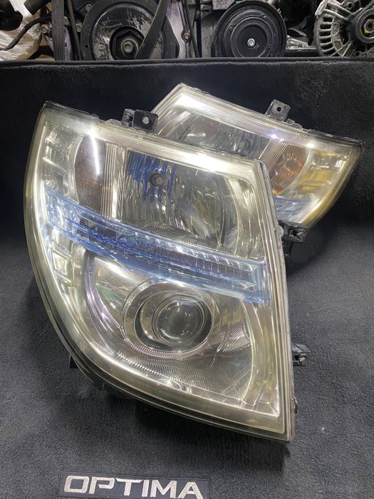 Фары Ниссан Эльгранд