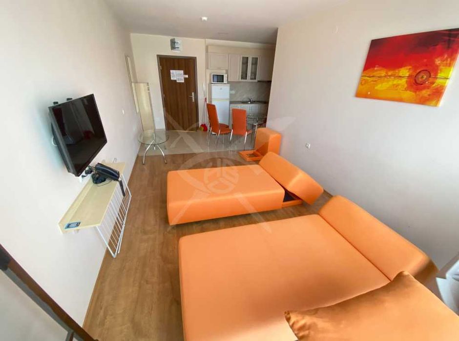 Продава се Двустаен апартамент в Свети Влас - 100 кв.м за 1420 €/кв.м - Снимка #2