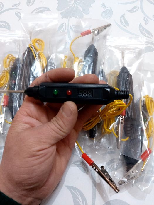 Avtotester kontrolka 3-36v, voltmetr.