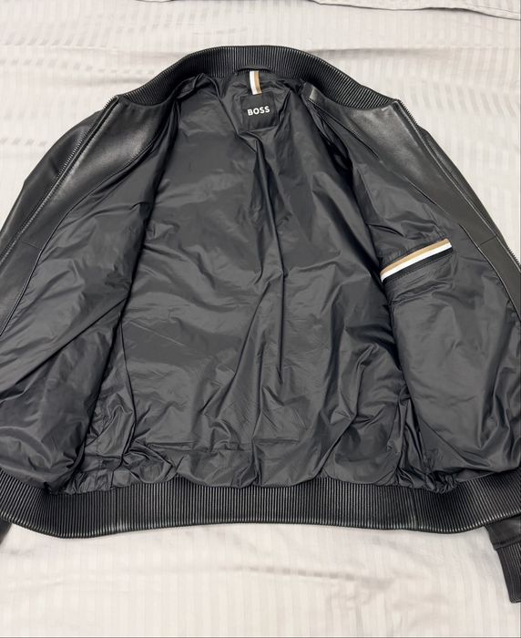 Мужская кожанная куртка-Бомбер