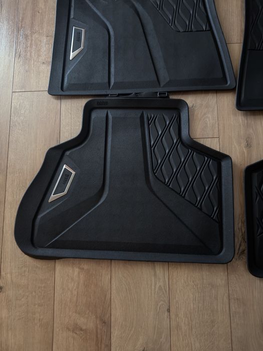 Covorase Fata + Spate BMW X5 , X6 , X7 G05 G06 originale stare perfecta