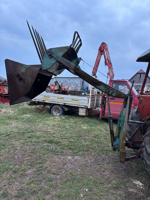 Încărcător în tirant