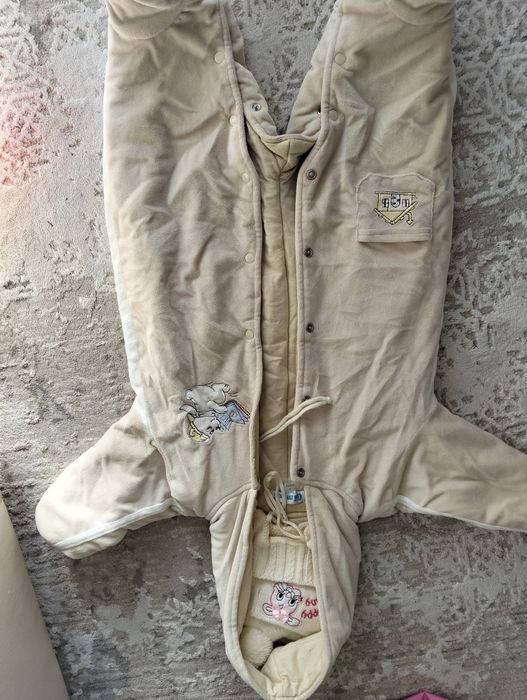 Комбинезон весенний детский.