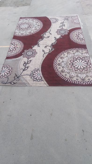 Продаётся ковёр..