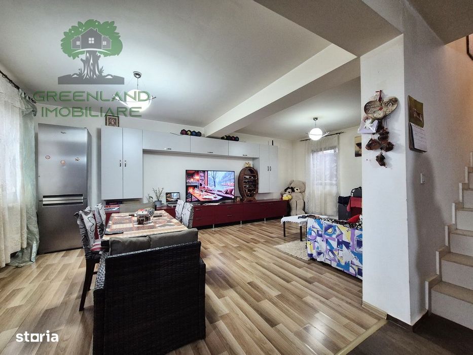 CASA P+E 4 camere, 2 bai, 107mp, teren 250mp, langa statie, HORPAZ