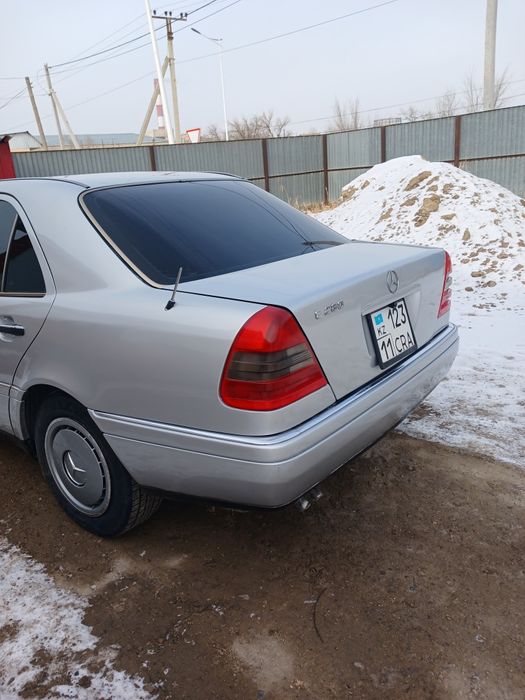 Мерседес 202 кузов  с280