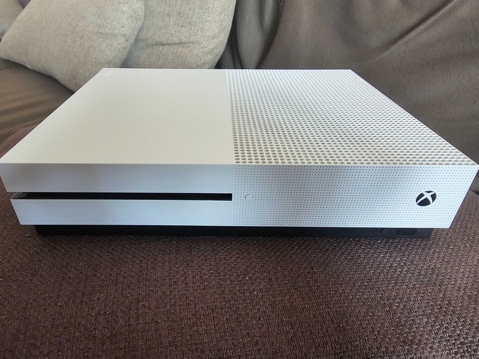 Consola Xbox One S  1 TB