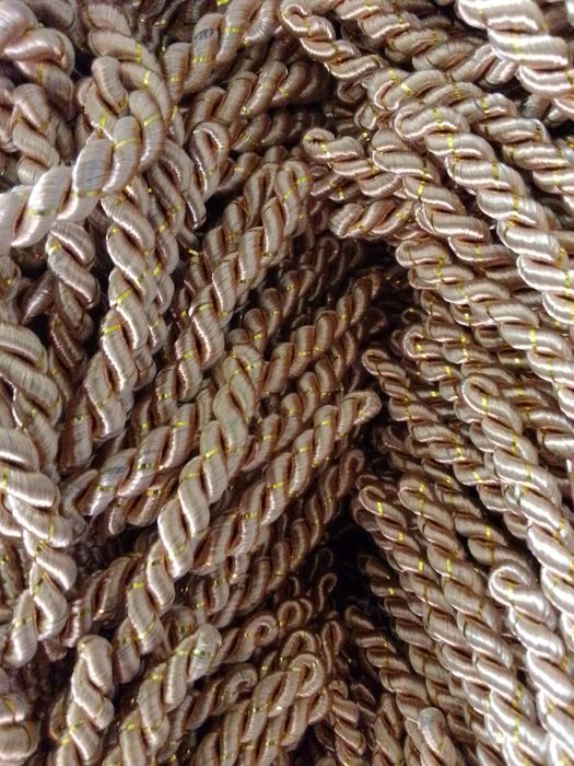 Бахрома крученная продам