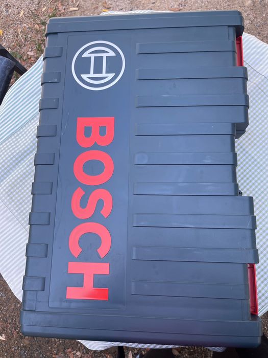 Bosch 18V-36C акумулаторен перфоратор