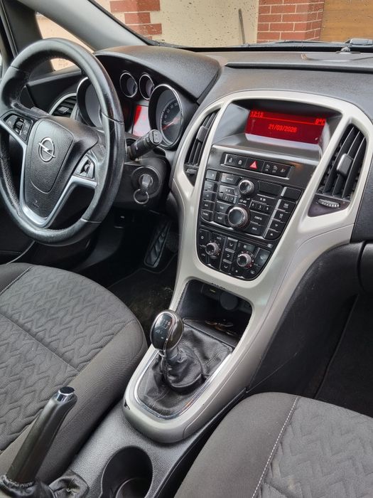 Opel Astra J 1.4 benzina