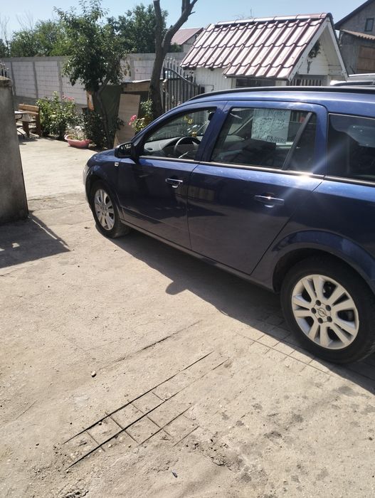 OPEL Astra 2010 — imagine 4