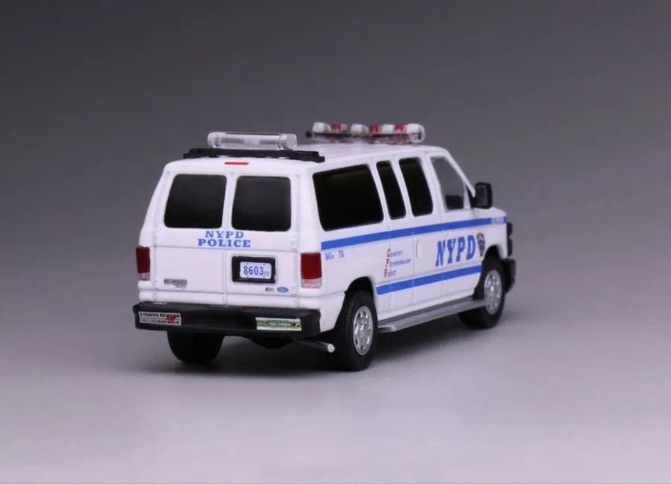 Масштабная модель Ford Vans NYPD