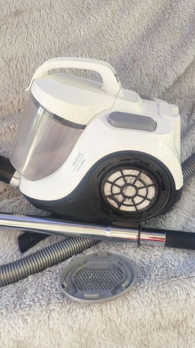 Пылесос  Tefal Swift Power Cyclon на запчасти