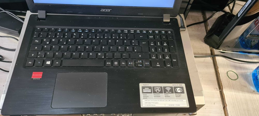 Лаптоп Acer Aspire 3  A315-21-998S  перфектен