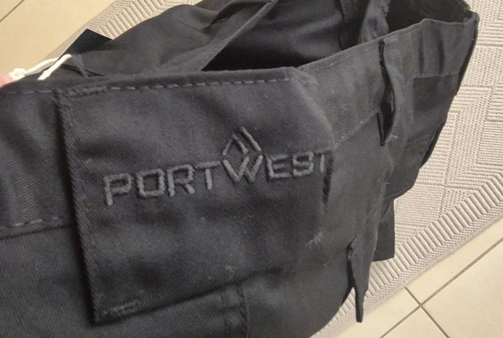 Pantaloni de lucru,noi cu eticheta,2 bucăți,L