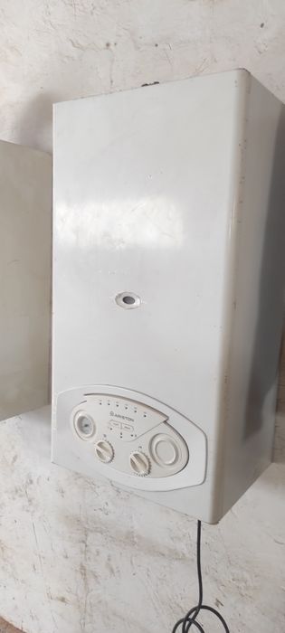 Продаëтся двухконтурный котëл  хороший состоянии