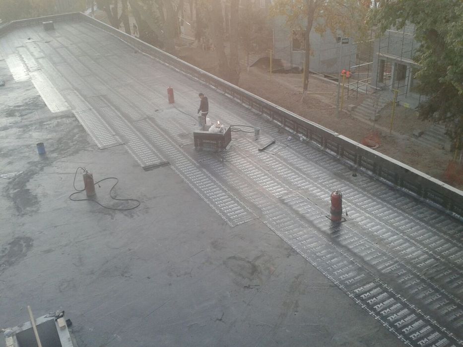 Ремонт крыш мягкой ,жоской кровли