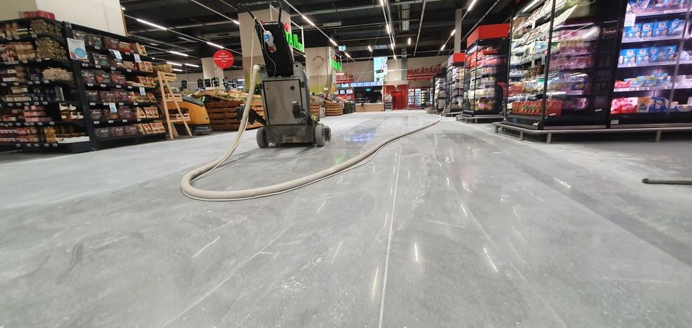 Slefuire beton - frezare adeziv gresie , pvc ,reconditionare pardoseli