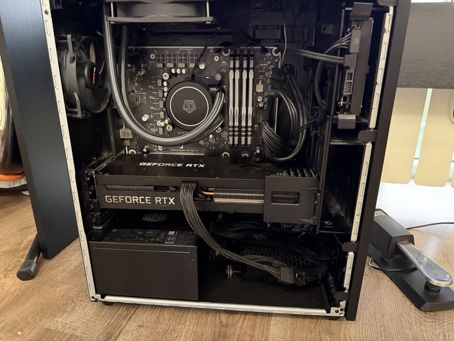 HP OMEN 25L rtx3070TU
