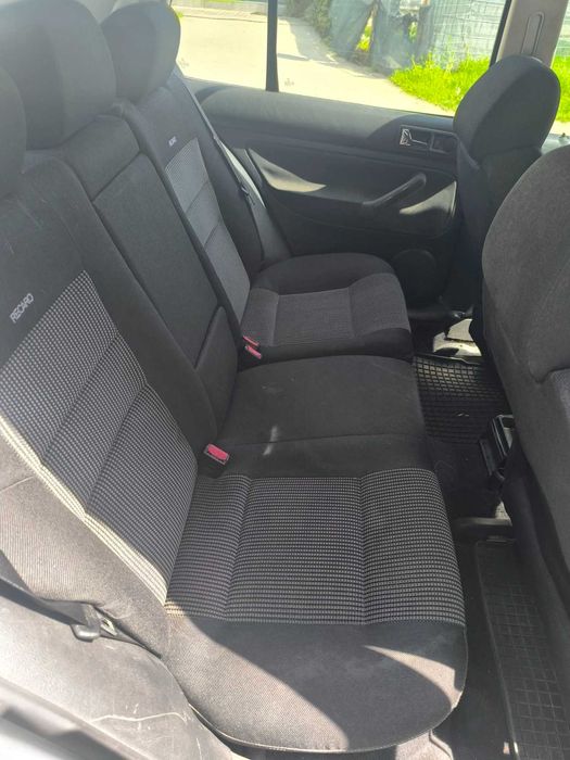 Автомобил Фолксваген Голф