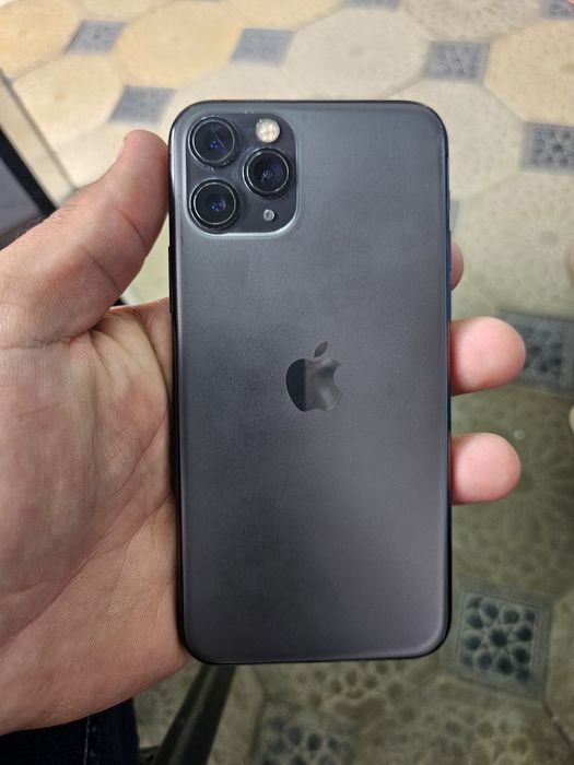 Iphone 11 pro sotilafi