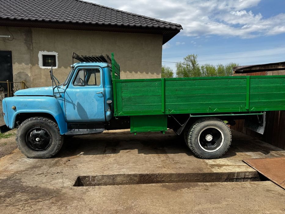 Продам ГАЗ-53 бортовой