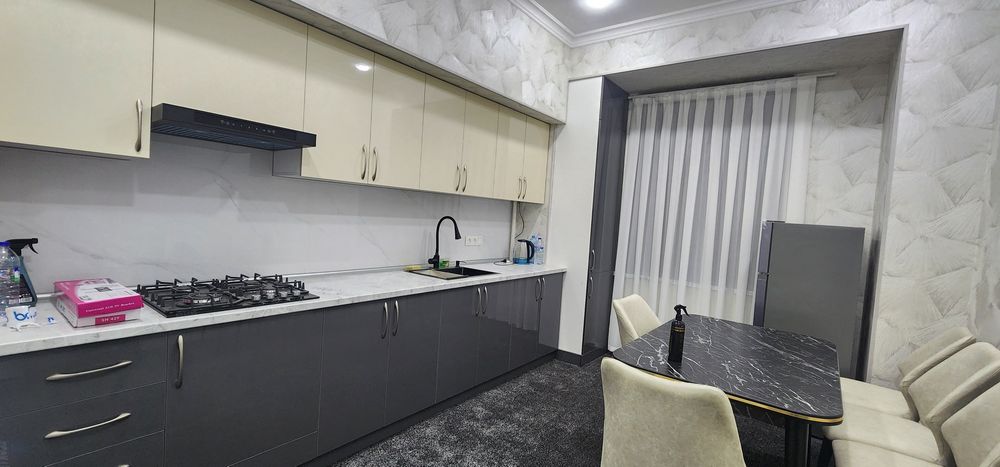 Замона Ресторан Тошкент район  2комнатная новастройка новая евроремонт