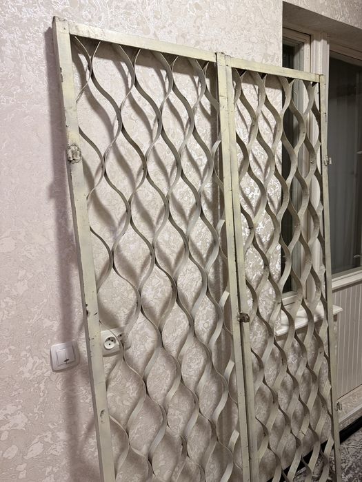Решотка двер металические Temir reshotkali eshik 2ta