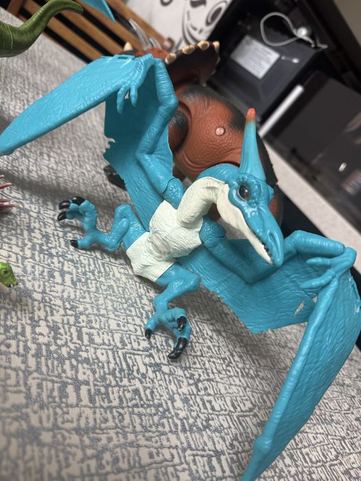 Игрушка динозавр Marwin