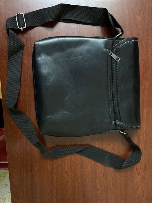 Мужская сумка легкая