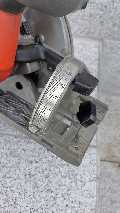 Milwaukee M18 CCS55 Акумулаторен циркуляр